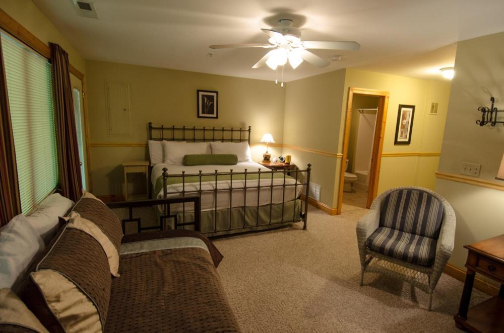 Resort Of Willow Winds *